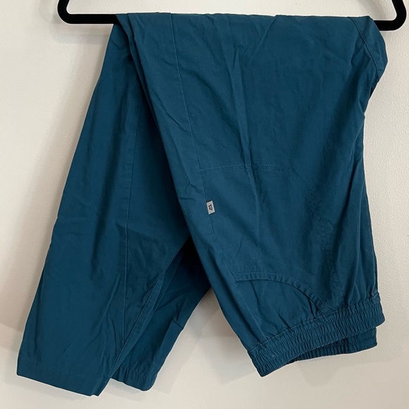 SOLD -Mountain Equipment Anvil Women's Pants, Regular, Majolica Blue - Picture 4 of 9